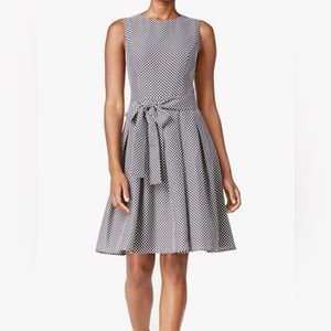 Tommy Hilfiger Fit & Flare Sleeveless Spring Summer Dress Size 12 Flirty Casual